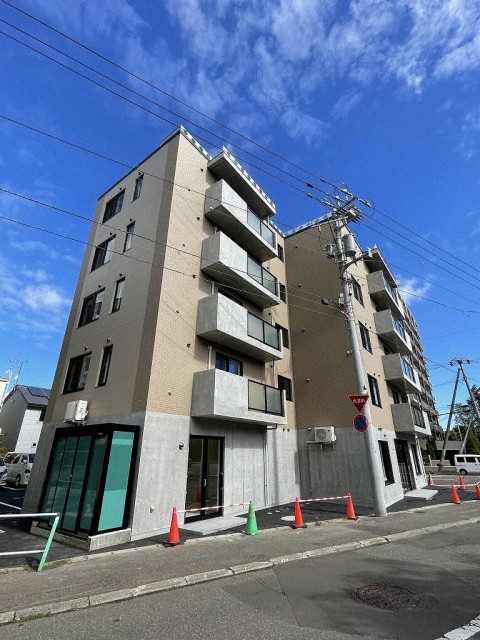 建物外観　☆地下鉄東西線【東札幌駅】まで徒歩7分！
