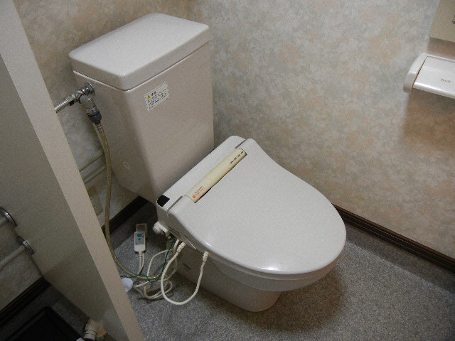 トイレ　トイレ