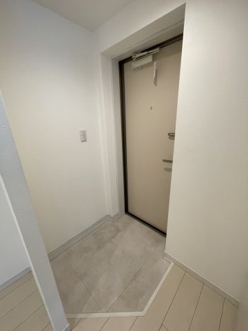 玄関　収納もある玄関です