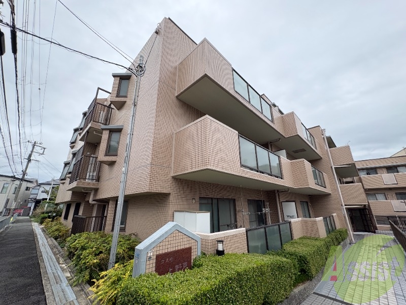 建物外観　豊中市上野東「コスモ鵜上野東」