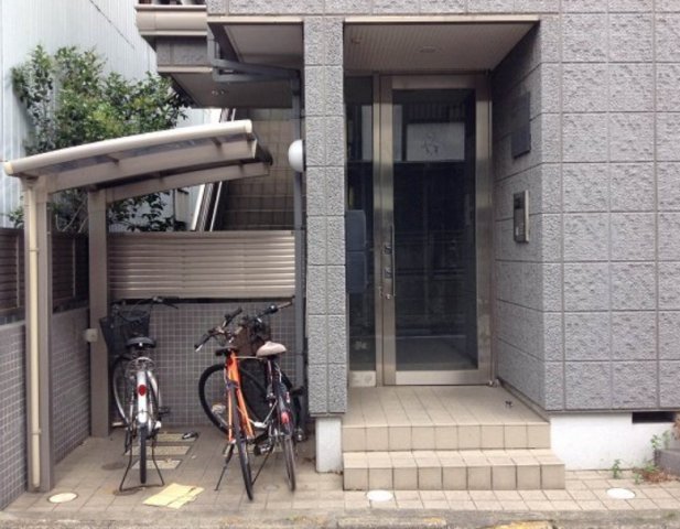 セキュリティ　★安心のオートロック・駐輪場付きです★