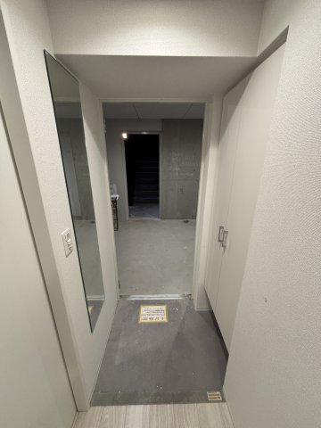 セレニテ谷町四丁目アリエの玄関写真