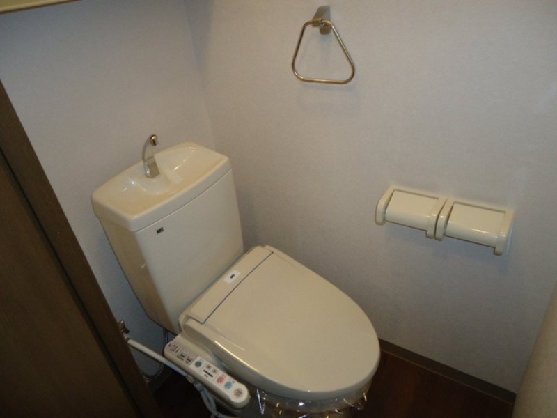 トイレ　図面と現状に相違がある場合には現状を優先