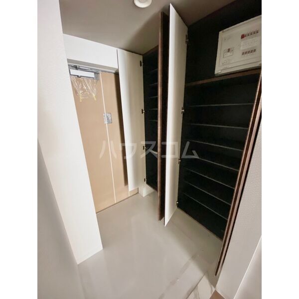 S-RESIDENCE本郷IIの玄関写真