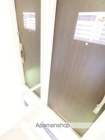 レジディア文京音羽IIの玄関写真