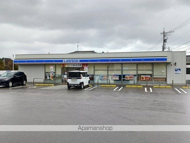 コンビニ　ローソン金沢法光寺店（コンビニ）まで500m