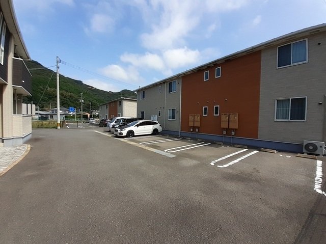 駐車場　駐車場があります