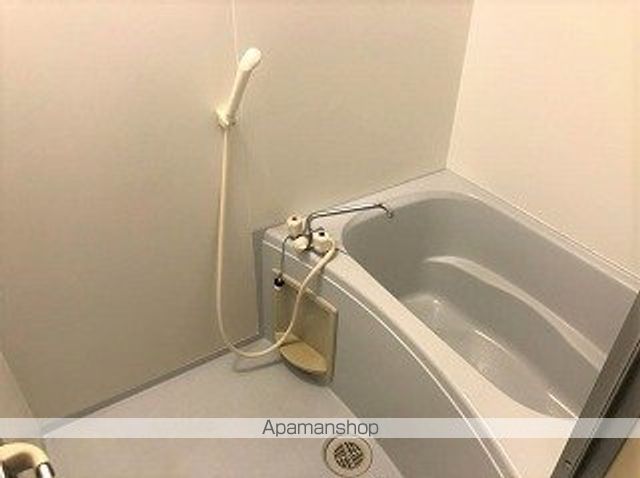 レオパレスM’sフレーズ弐番館の風呂写真