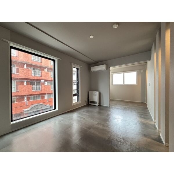 CG HOMES南5条の居間写真