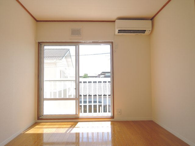 おおぎやハイツの居間写真