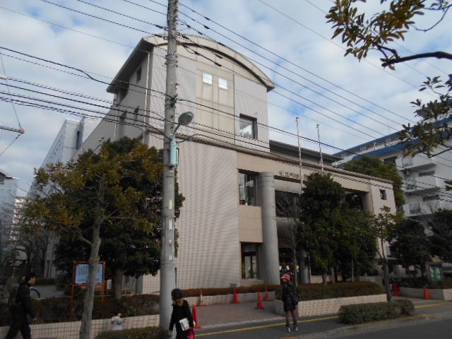 図書館　江戸川区立西葛西図書館（図書館）まで282m