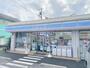 コンビニ　ローソン足立一ツ家一丁目店（コンビニ）まで380m