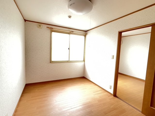 メモリアルハイツ羽白の内装写真