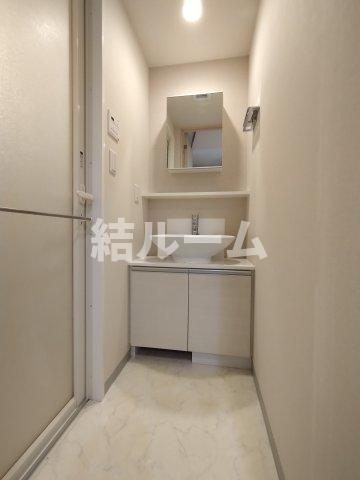 ＪＲ埼京線 板橋駅 徒歩8分 14階建 築9年の内装写真