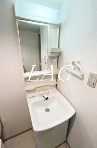 洗面設備　独立洗面台です。