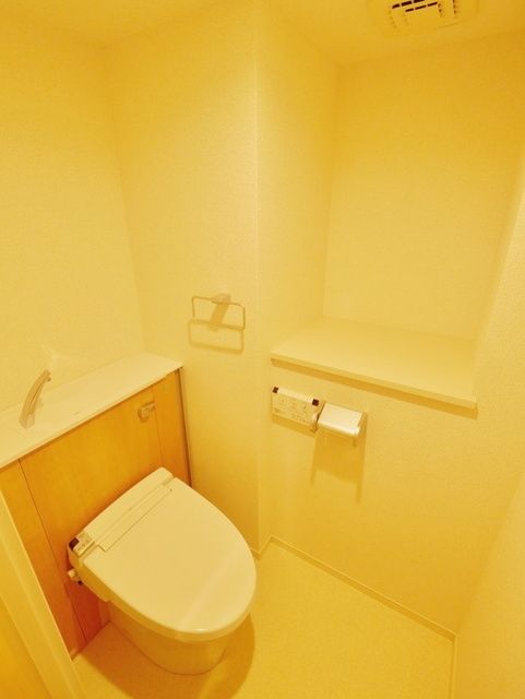 ニューグラストップIのトイレ写真