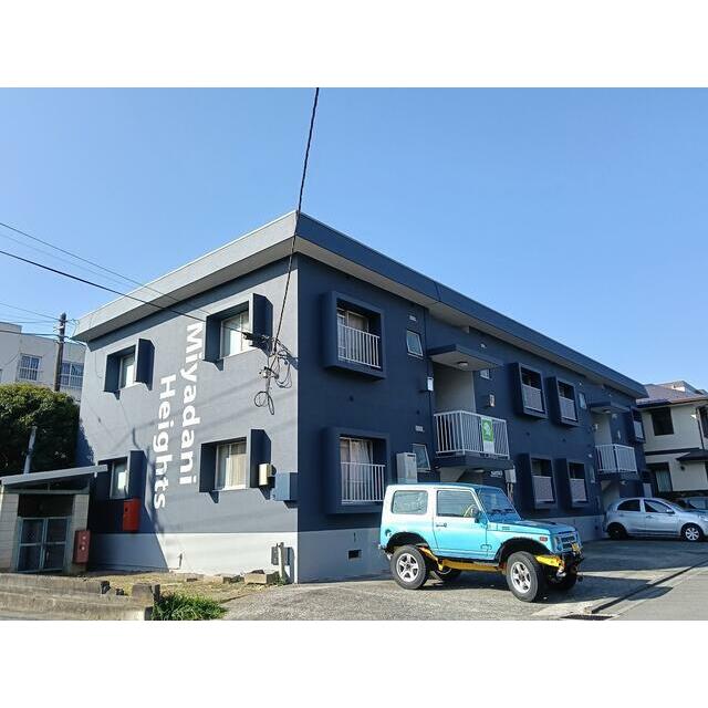 建物外観　２０２５年１１月外壁修繕・塗装実施済