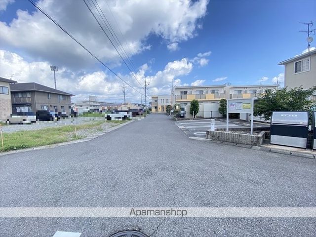 その他　前面道路（その他）まで0m