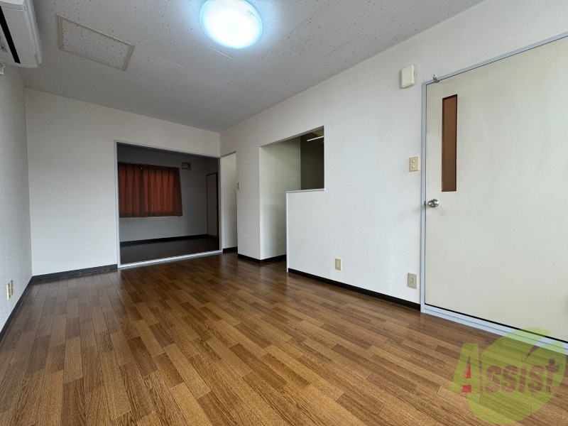 居室・リビング　広くてキレイなお部屋が広がっていて、充実した生活が送れそう。