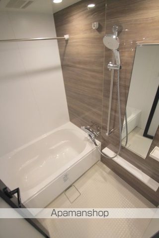 レジュールアッシュ谷町四丁目グランクラスの風呂写真