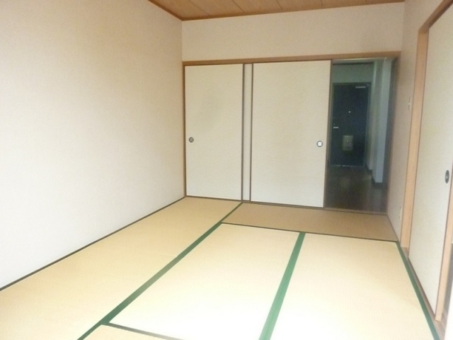 その他部屋・スペース　明るい和室ですね♪