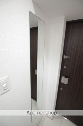 ＪＲ埼京線 北赤羽駅 徒歩5分 5階建 築7年の玄関写真