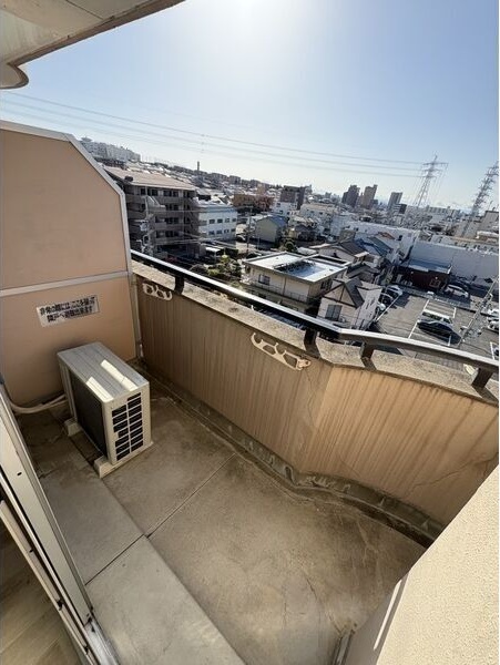 地下鉄名城線 茶屋ケ坂駅 徒歩26分 6階建 築34年の内装写真
