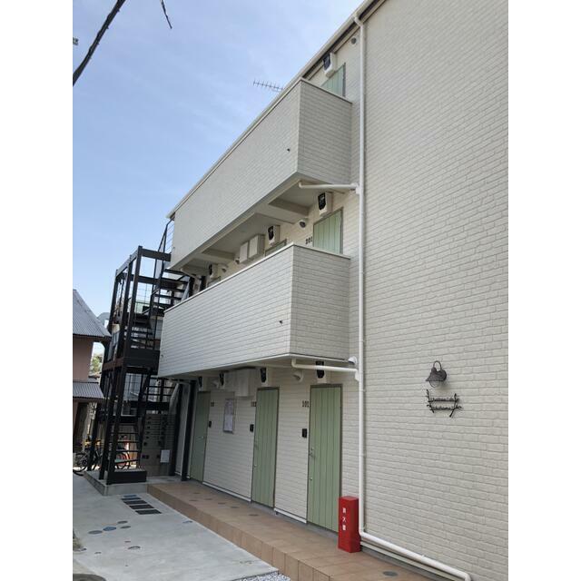 建物外観　玄関側より撮影