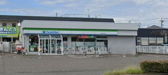 コンビニ　ファミリーマート新潟河渡本町店（コンビニ）まで853m