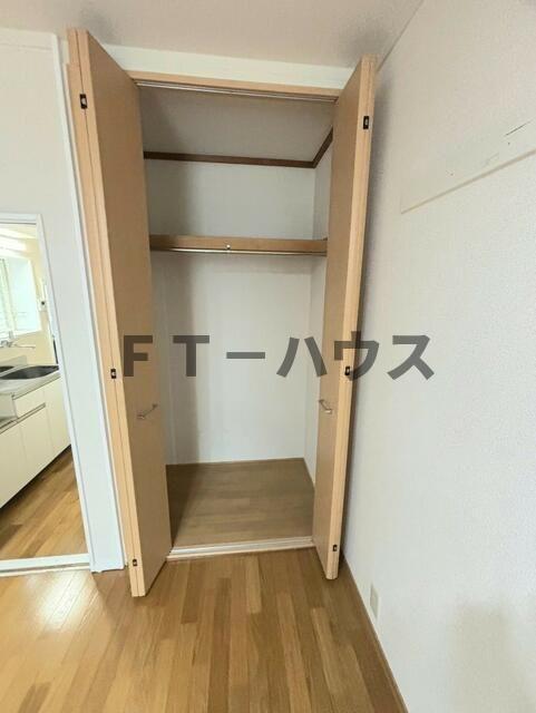 収納　エアコン付き