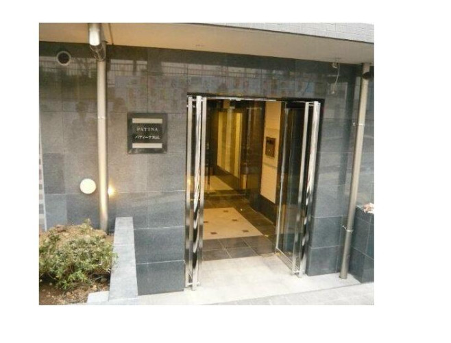 エントランス　建物の内部です