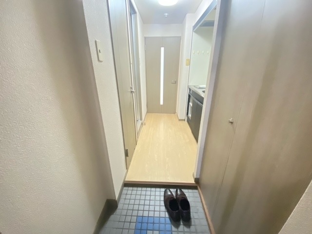 玄関　※他号室イメージ
