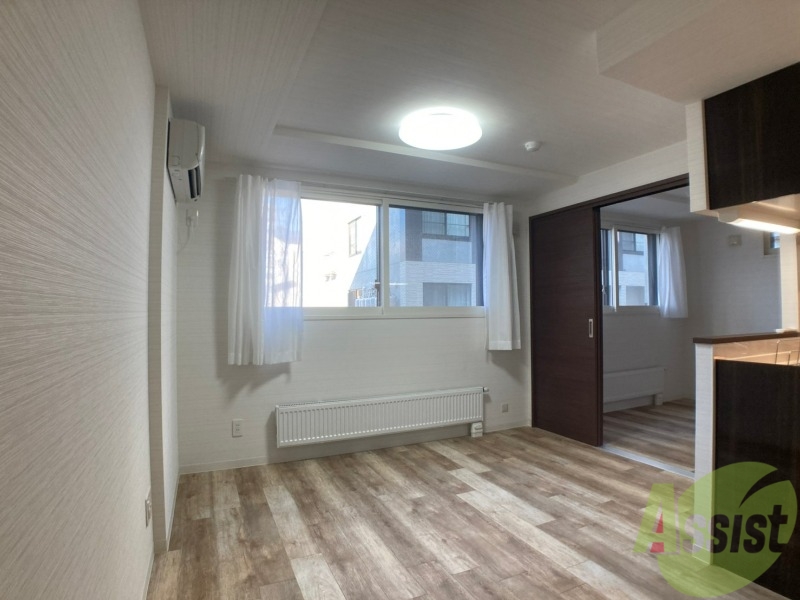 居室・リビング　広くてキレイなお部屋が広がっていて、充実した生活が送れそう。