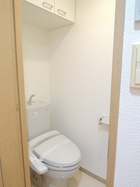 東京メトロ東西線 門前仲町駅 徒歩9分 10階建 築22年のトイレ写真