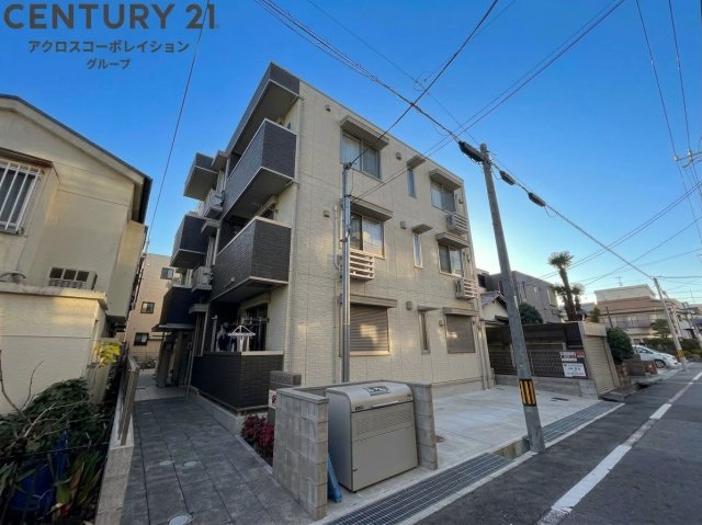 建物外観　オートロック付きで安心です♪