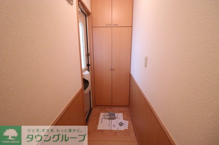 玄関　お問合せはタウンハウジングまで！※現地待合わせ相談可能