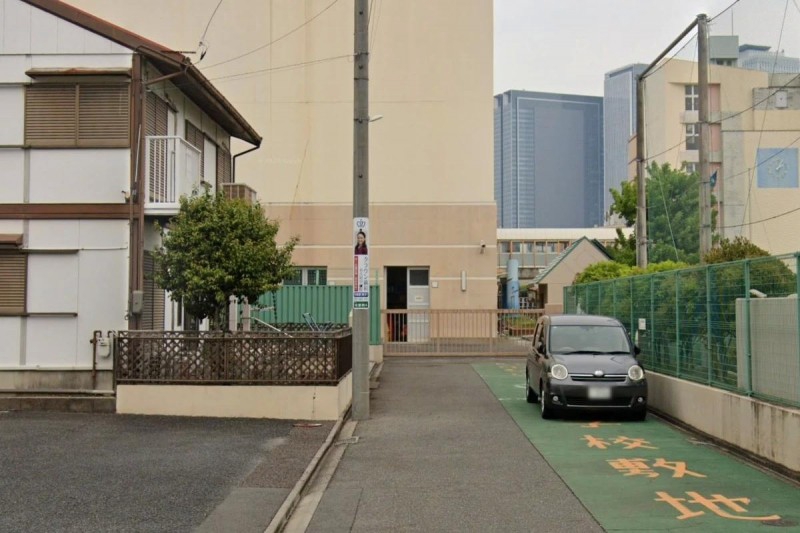 小学校　名古屋市立ほのか小学校（小学校）まで131m