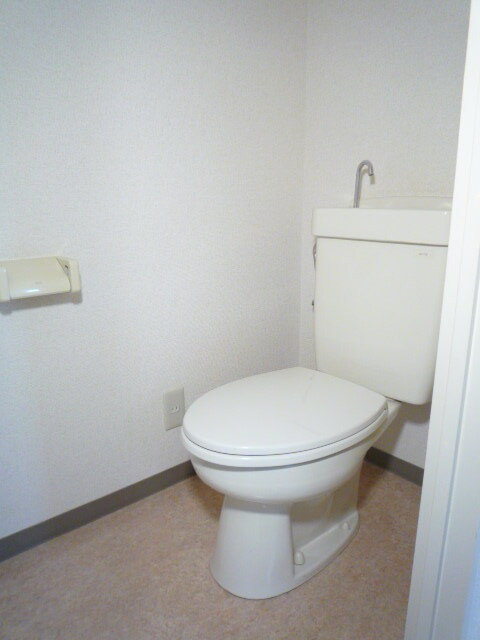 千駄木4丁目 貸家のトイレ写真