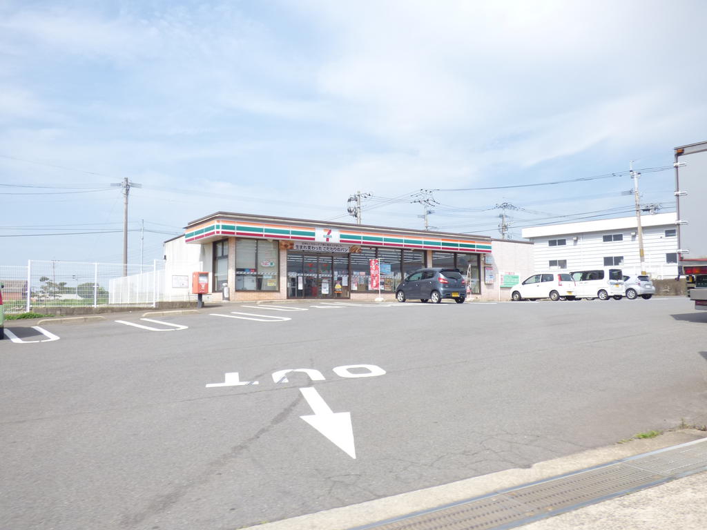 コンビニ　セブンイレブン雲仙愛野店（コンビニ）まで980m