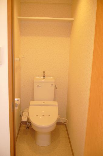 トイレ　☆同物件、別部屋参考写真になります☆