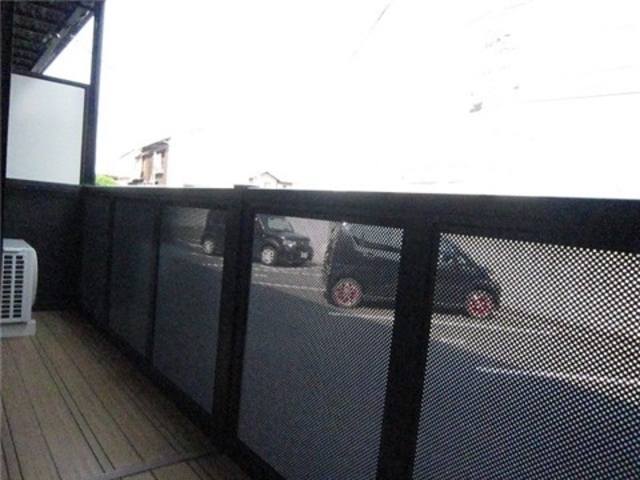 【ファミーユ新幸楽のバルコニー】