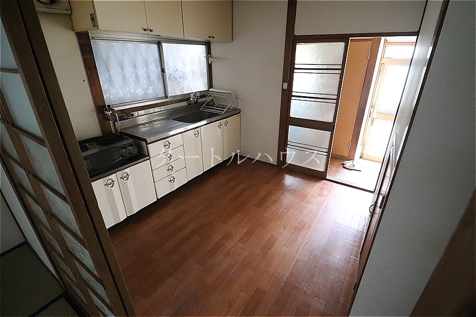 深野北1丁目2階建貸家の居間写真