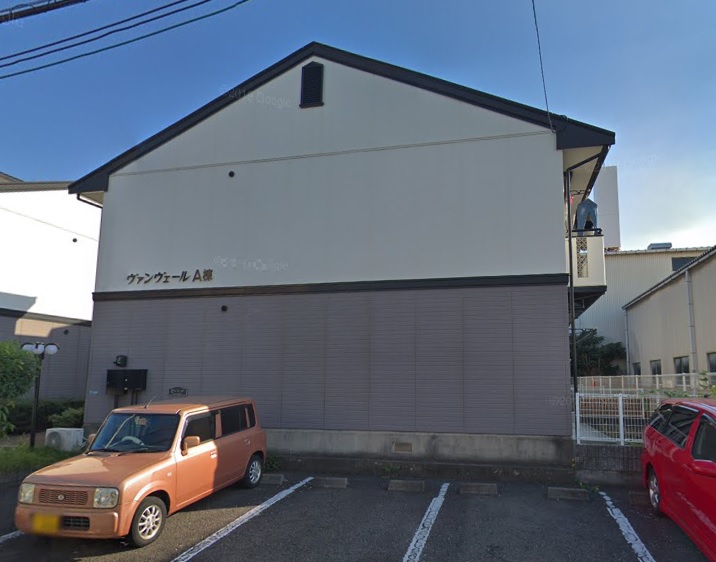 堺市中区八田西町のアパートの建物外観