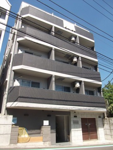 【横浜市神奈川区松見町のマンションの建物外観】