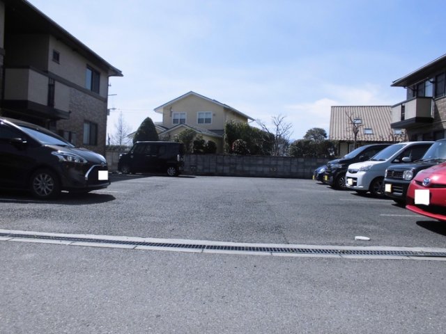 【室内リノベーション済の駐車場】