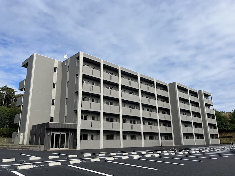 八幡山公園ザ・レジデンスAの建物外観