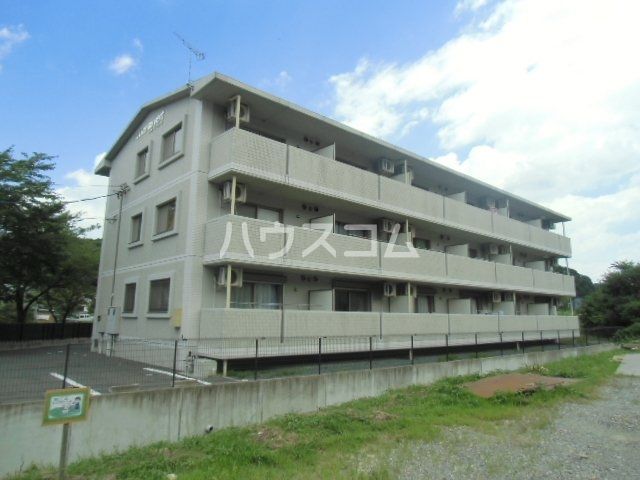 【袋井市愛野のマンションの建物外観】