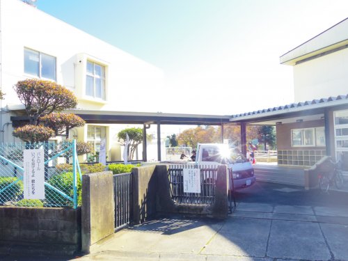 小学校　拝島第三小学校（小学校）まで333m