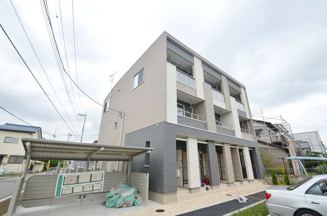 さいたま市北区吉野町のアパートの建物外観