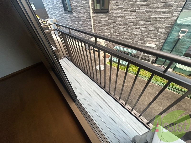 バルコニー　バルコニーがあるため外に洗濯物を干すことが出来ます